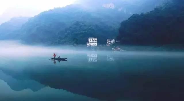 可爱吊带裙